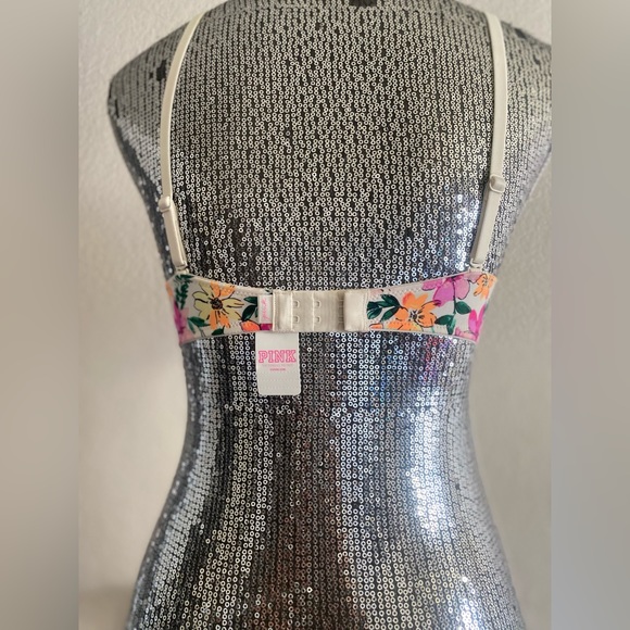 Victoria’s Secret set - Picture 2 of 3